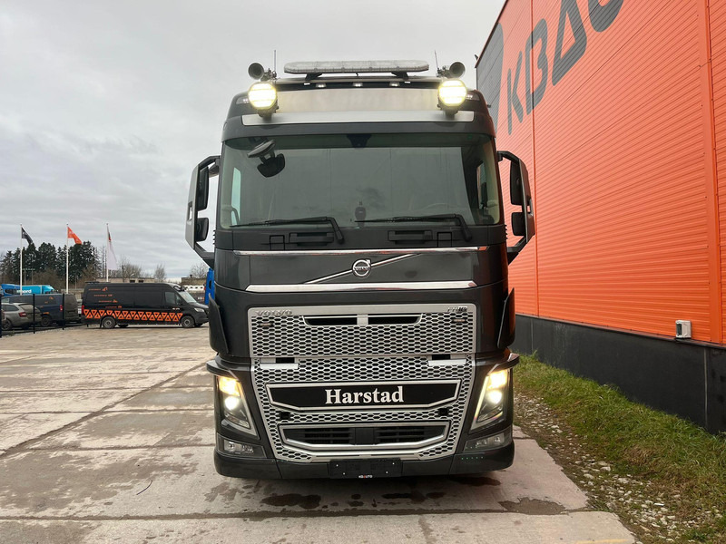 Volvo FH 16 750 6x4 GCW 70 ton / RETARDER / HYDRAULICS / TANDEM AXLE LIFT - Cabeza tractora: foto 2 Volvo FH 16 750 6x4 GCW 70 ton / RETARDER / HYDRAULICS / TANDEM AXLE LIFT - Cabeza tractora: foto 2