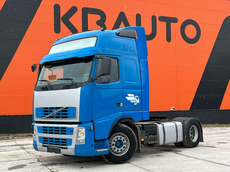 Volvo FH 400 4x2 GLOBE XL - Cabeza tractora: foto 1 Volvo FH 400 4x2 GLOBE XL - Cabeza tractora: foto 1