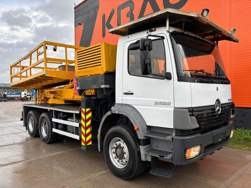 Mercedes-Benz Atego 2628 6x4 AMV ARBPL.10.5M / boom 10.5 m / 1000 kg / 7912 hours - KAESER M76 / 2700 l/min - Camión, Camión grúa: foto 4 Mercedes-Benz Atego 2628 6x4 AMV ARBPL.10.5M / boom 10.5 m / 1000 kg / 7912 hours - KAESER M76 / 2700 l/min - Camión, Camión grúa: foto 4