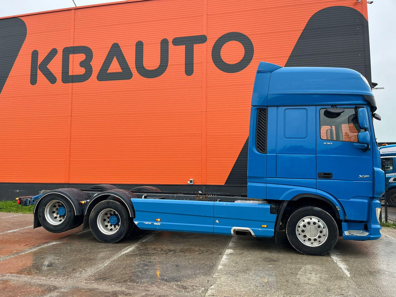 DAF XF 530 6x2 PTO / CHASSIS L=6074 mm - Chasis camión: foto 4 DAF XF 530 6x2 PTO / CHASSIS L=6074 mm - Chasis camión: foto 4