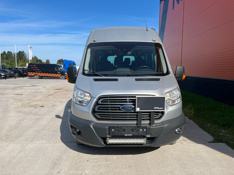 Ford Transit Trend 17 +1 seats / AC - Minibús, Furgoneta de pasajeros: foto 2 Ford Transit Trend 17 +1 seats / AC - Minibús, Furgoneta de pasajeros: foto 2