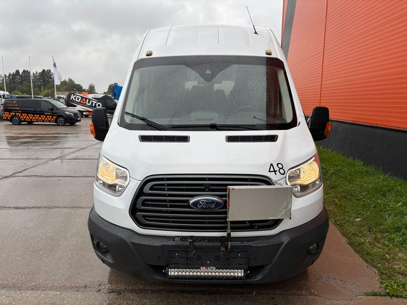 Ford Transit Trend 17 +1 seats / DRIVER AC - Minibús, Furgoneta de pasajeros: foto 2 Ford Transit Trend 17 +1 seats / DRIVER AC - Minibús, Furgoneta de pasajeros: foto 2