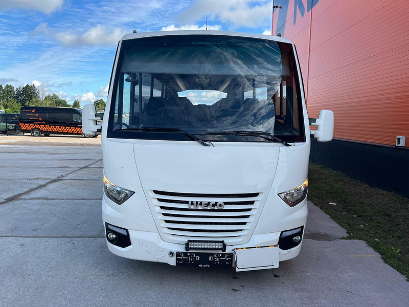 Iveco Daily Rapido 4x2 AC / WEBASTO / 30 SEATS - Minibús, Furgoneta de pasajeros: foto 2 Iveco Daily Rapido 4x2 AC / WEBASTO / 30 SEATS - Minibús, Furgoneta de pasajeros: foto 2