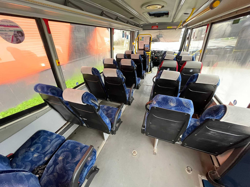 Foto del interior 4: Autobús urbano Iveco KAPENA THESI 2 PCS AVAILABLE / CNG ! / 27 SEATS + 5 STANDING / AC