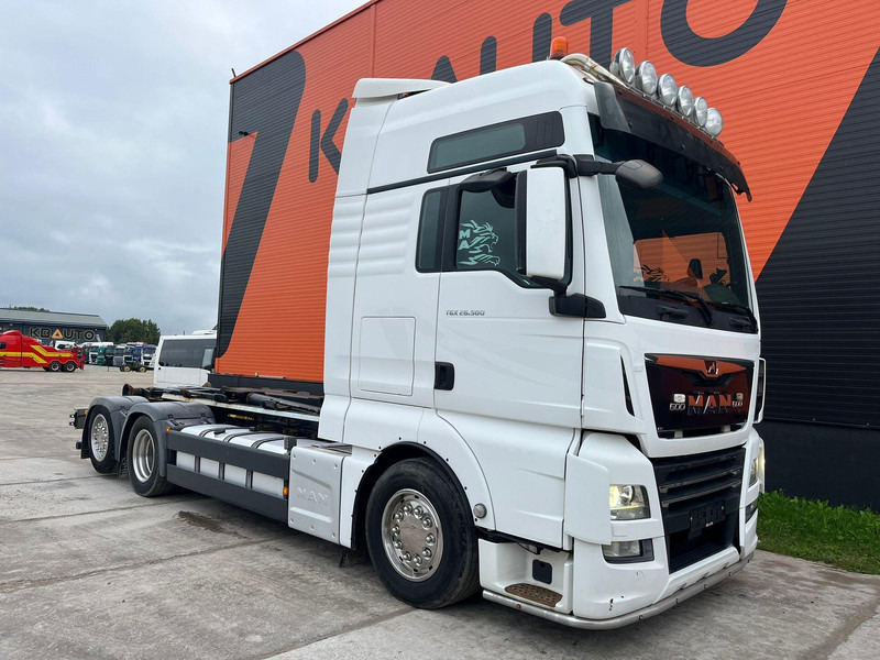 MAN TGX 26.500 6x2*4 HIAB XR 21 ton / CHASSIS L=5300 mm - Multibasculante camión: foto 3 MAN TGX 26.500 6x2*4 HIAB XR 21 ton / CHASSIS L=5300 mm - Multibasculante camión: foto 3