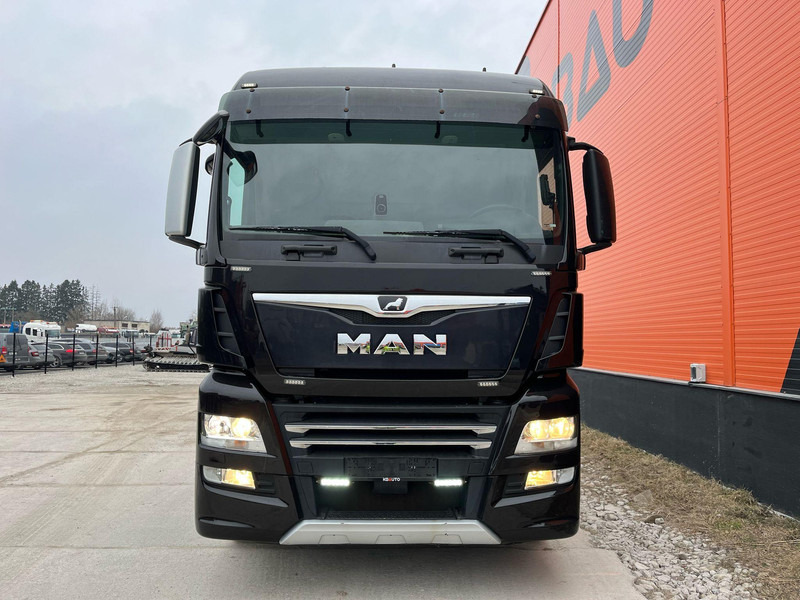 MAN TGX 26.580 6x2 PALFINGER T 20 ton / L=5400 mm / XLX CAB / INTARDER - Multibasculante camión: foto 3 MAN TGX 26.580 6x2 PALFINGER T 20 ton / L=5400 mm / XLX CAB / INTARDER - Multibasculante camión: foto 3