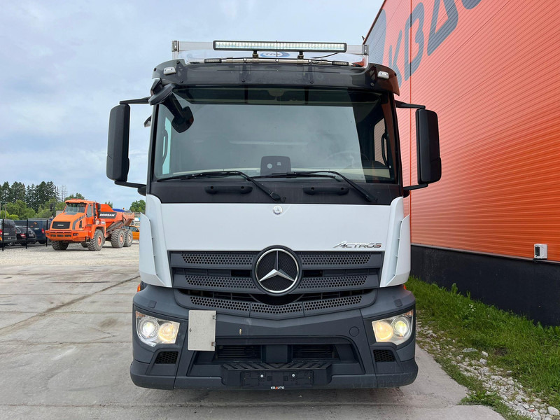 Mercedes-Benz Actros 1827 4x2 TK UT SPECTRUM / BOX L=8429 mm - Frigorífico camión: foto 2 Mercedes-Benz Actros 1827 4x2 TK UT SPECTRUM / BOX L=8429 mm - Frigorífico camión: foto 2