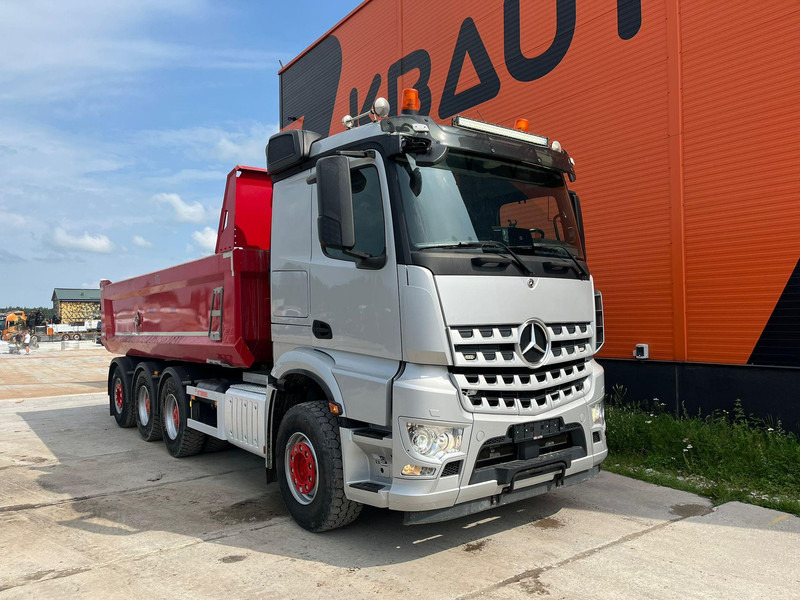 Mercedes-Benz Arocs 3253 8x4*4 RETARDER / BOX L=6176 mm - Volquete camión: foto 4 Mercedes-Benz Arocs 3253 8x4*4 RETARDER / BOX L=6176 mm - Volquete camión: foto 4