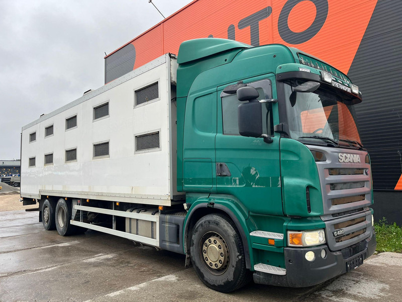 Scania G 480 6x2*4 BOX L=9212 mm / COOLANT LEAKAGE ON 3 RD CYLINDER - Transporte de ganado camión: foto 4 Scania G 480 6x2*4 BOX L=9212 mm / COOLANT LEAKAGE ON 3 RD CYLINDER - Transporte de ganado camión: foto 4