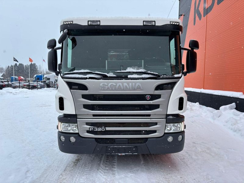 Scania P 320 6x2*4 LAXO LD186VA-2 / PLATFORM L=5731 mm - Portacontenedor de cadenas camión: foto 3 Scania P 320 6x2*4 LAXO LD186VA-2 / PLATFORM L=5731 mm - Portacontenedor de cadenas camión: foto 3