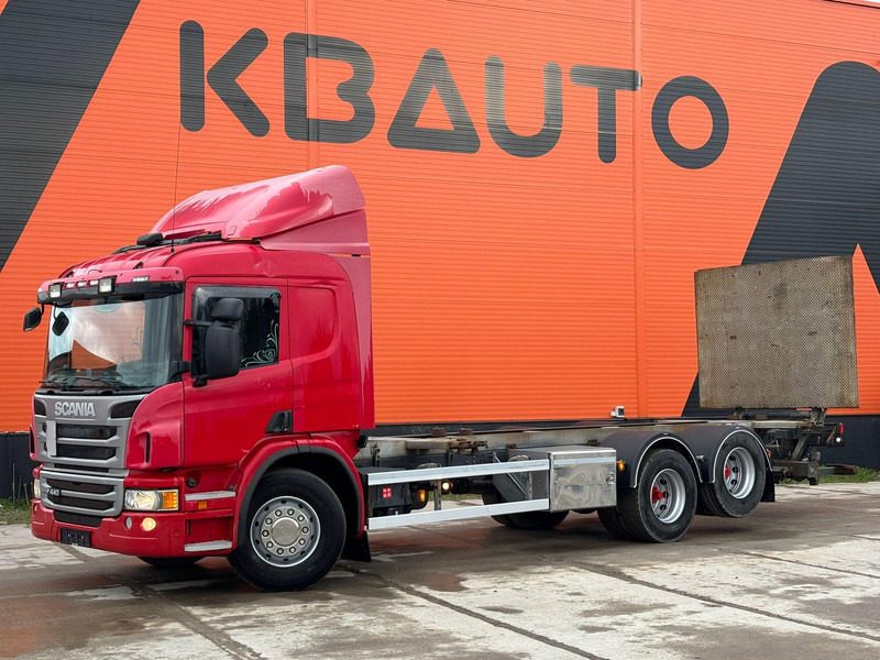 Scania P 440 6x2 FOR SALE AS CHASSIS / RETARDER / CHASSIS L=7741 mm - Chasis camión: foto 1 Scania P 440 6x2 FOR SALE AS CHASSIS / RETARDER / CHASSIS L=7741 mm - Chasis camión: foto 1