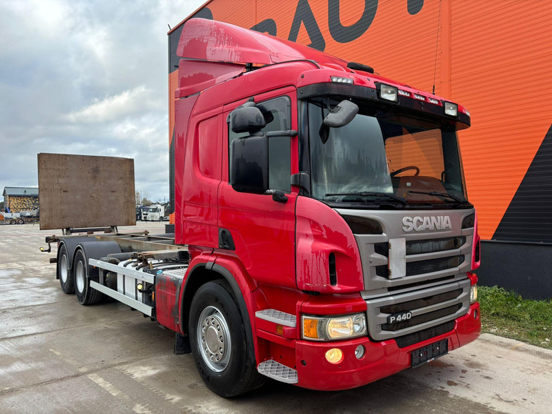 Scania P 440 6x2 FOR SALE AS CHASSIS / RETARDER / CHASSIS L=7741 mm - Chasis camión: foto 4 Scania P 440 6x2 FOR SALE AS CHASSIS / RETARDER / CHASSIS L=7741 mm - Chasis camión: foto 4