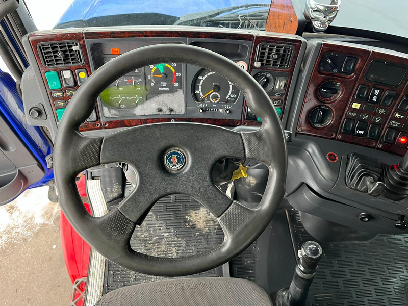 Leasing financiero de Scania T 144 460 6x2 V8 TORPEDO / FULL STEEL / DRUM BRAKES / BIG AXLE / BOX L=4701 mm leasing Scania T 144 460 6x2 V8 TORPEDO / FULL STEEL / DRUM BRAKES / BIG AXLE / BOX L=4701 mm: foto 17