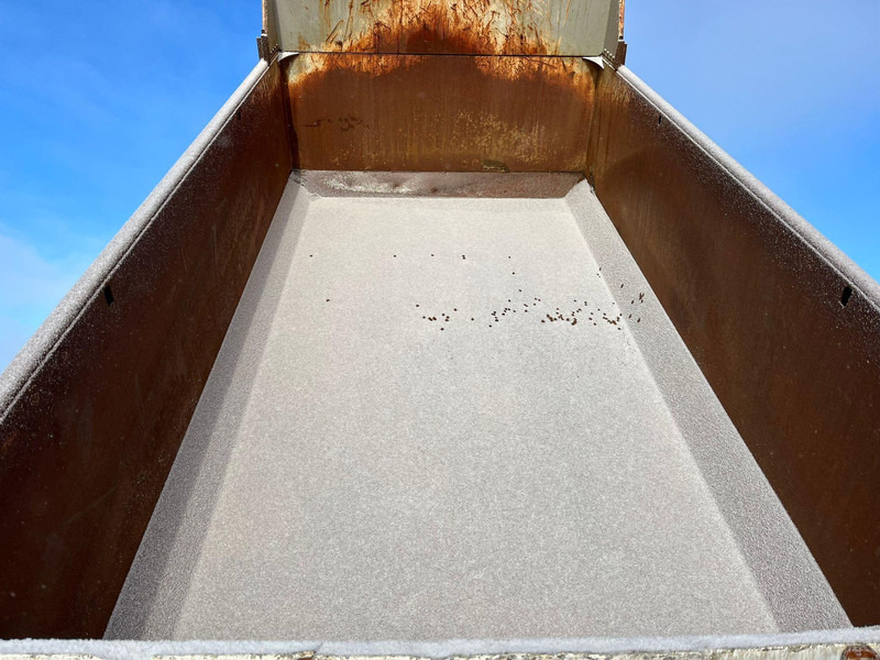 Leasing financiero de Scania T 144 460 6x2 V8 TORPEDO / FULL STEEL / DRUM BRAKES / BIG AXLE / BOX L=4701 mm leasing Scania T 144 460 6x2 V8 TORPEDO / FULL STEEL / DRUM BRAKES / BIG AXLE / BOX L=4701 mm: foto 12