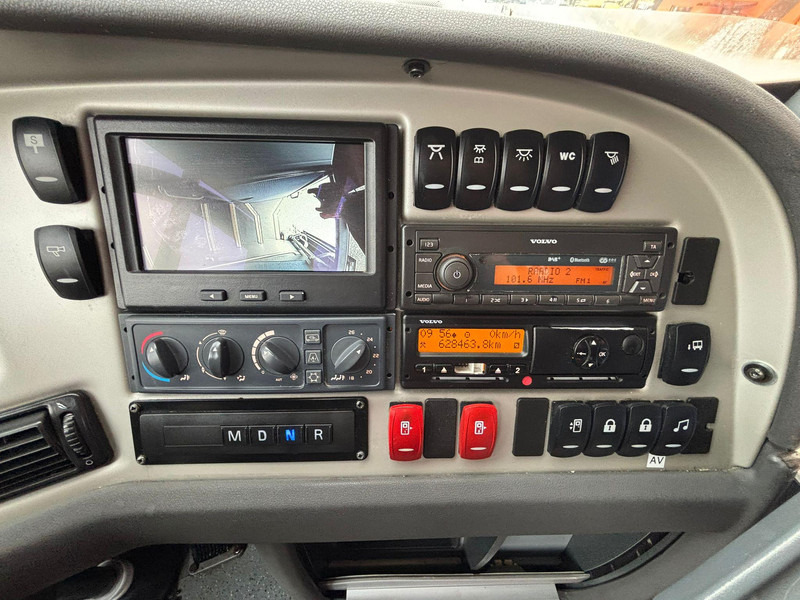Autocar Volvo B8R 9700 H 6x2*4 61 +1 SEATS / AC / AUXILIARY HEATER / WC: foto 12