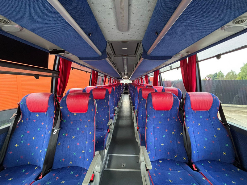 Autocar Volvo B8R 9700 H 6x2*4 61 +1 SEATS / AC / AUXILIARY HEATER / WC: foto 15