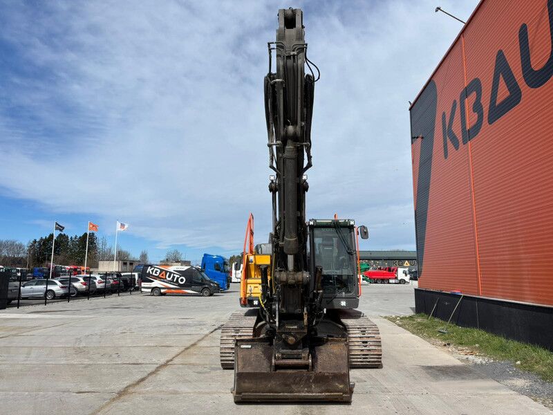 Volvo EC 220 EL TILT / CENTRAL LUBRICATION / AC - Excavadora de cadenas: foto 3 Volvo EC 220 EL TILT / CENTRAL LUBRICATION / AC - Excavadora de cadenas: foto 3