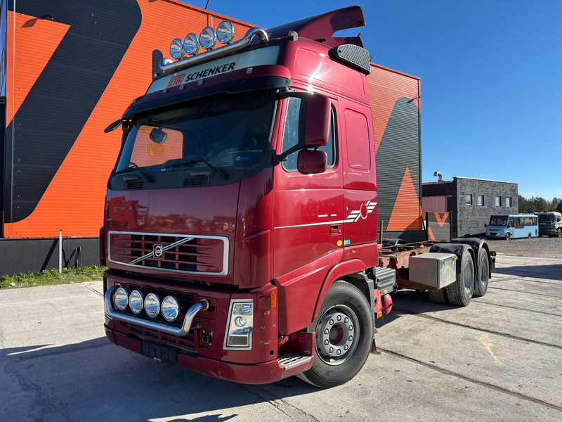 Volvo FH 480 6x2 CHASSIS L=7403 mm - Chasis camión: foto 2 Volvo FH 480 6x2 CHASSIS L=7403 mm - Chasis camión: foto 2
