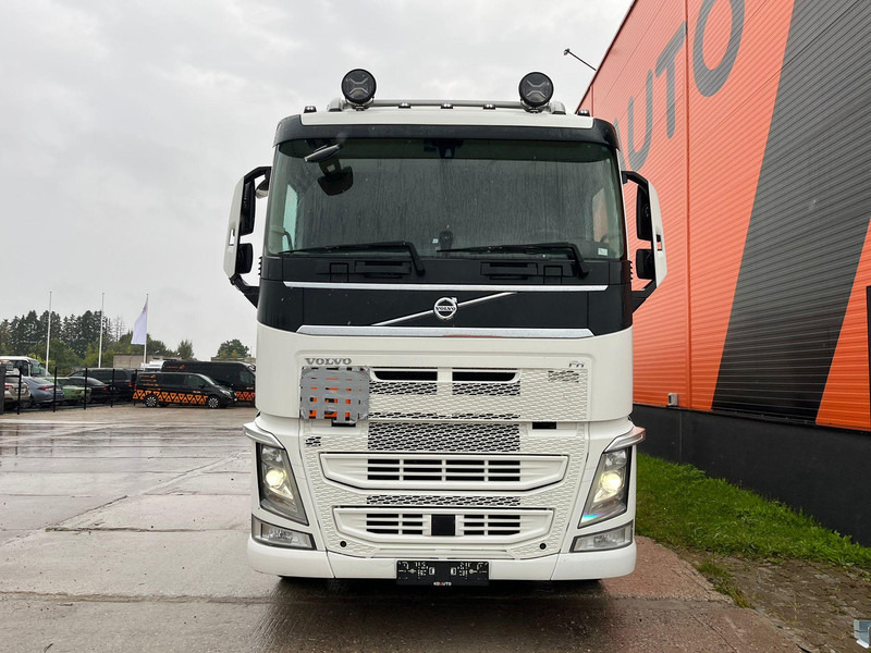 Volvo FH 500 6x2 TANK 22150 l / 6950+4700+4650+5850 l - Cisterna camión: foto 4 Volvo FH 500 6x2 TANK 22150 l / 6950+4700+4650+5850 l - Cisterna camión: foto 4