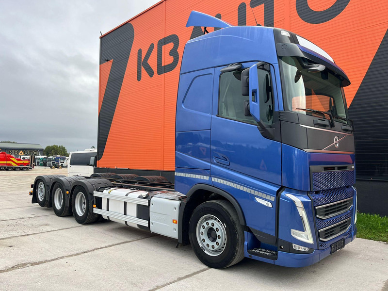 Volvo FH 500 8x4*4 GLOBE XL / RETARDER / CHASSIS L=7589 mm - Chasis camión: foto 3 Volvo FH 500 8x4*4 GLOBE XL / RETARDER / CHASSIS L=7589 mm - Chasis camión: foto 3