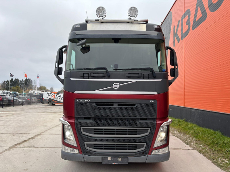 Volvo FH 540 8x4*4 CHASSIS L=6124 mm - Chasis camión: foto 3 Volvo FH 540 8x4*4 CHASSIS L=6124 mm - Chasis camión: foto 3