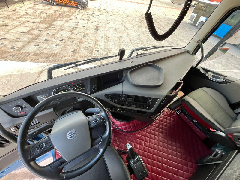 Leasing financiero de Volvo FH 540 8x4 PK110002 + JIB + WINCH / COMBI / PLATFORM L=3662 mm leasing Volvo FH 540 8x4 PK110002 + JIB + WINCH / COMBI / PLATFORM L=3662 mm: foto 16