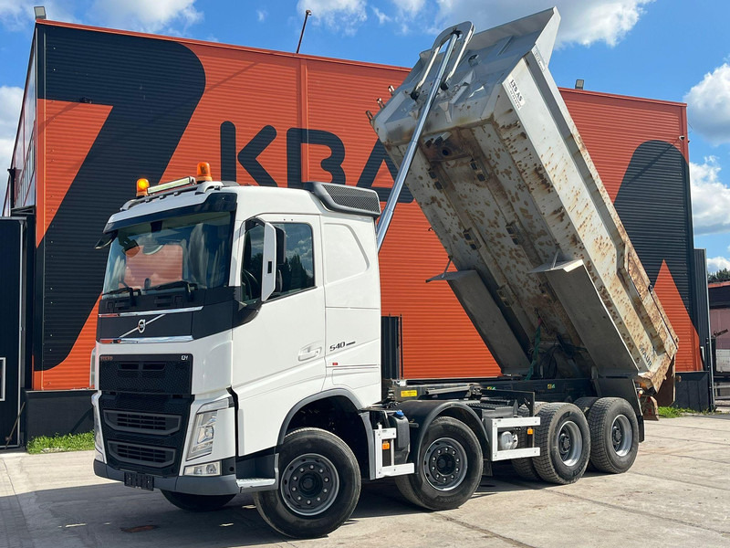 Volvo FH 540 8x4 RETARDER / TANDEM AXLE LIFT / BOX L=5501 mm - Volquete camión: foto 2 Volvo FH 540 8x4 RETARDER / TANDEM AXLE LIFT / BOX L=5501 mm - Volquete camión: foto 2