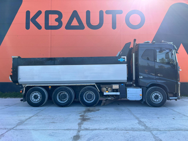 Volvo FH 750 8x4*4 UNDERBODY SCRAPER / RETARDER / BOX L=5940 mm - Volquete camión: foto 5 Volvo FH 750 8x4*4 UNDERBODY SCRAPER / RETARDER / BOX L=5940 mm - Volquete camión: foto 5