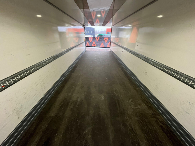 Leasing financiero de Volvo FL 210 4x2 BOXHEATING / BOX L=8757 mm leasing Volvo FL 210 4x2 BOXHEATING / BOX L=8757 mm: foto 12 Leasing financiero de Volvo FL 210 4x2 BOXHEATING / BOX L=8757 mm leasing Volvo FL 210 4x2 BOXHEATING / BOX L=8757 mm: foto 12