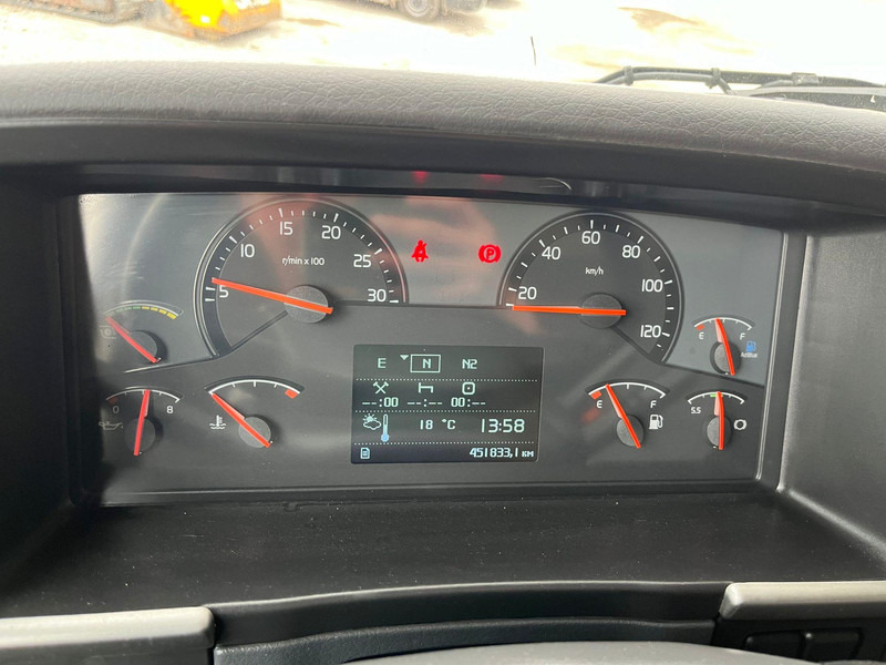 Camión caja cerrada Volvo FM 330 4x2 BOX L=7533 mm: foto 18 Camión caja cerrada Volvo FM 330 4x2 BOX L=7533 mm: foto 18