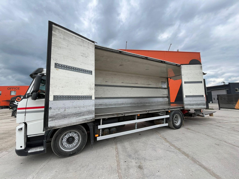 Camión caja cerrada Volvo FM 330 4x2 BOX L=7533 mm: foto 10 Camión caja cerrada Volvo FM 330 4x2 BOX L=7533 mm: foto 10