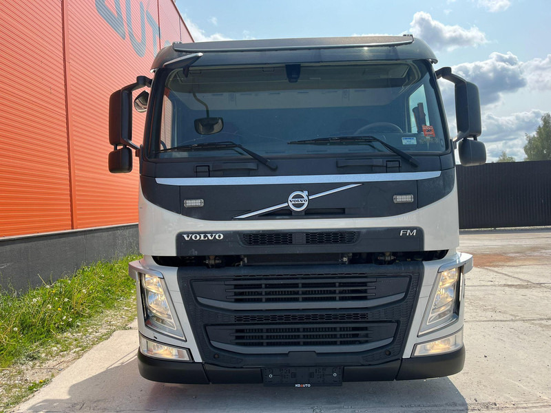 Volvo FM 330 4x2 JOAB TL 8 AO C - Portacontenedor de cadenas camión: foto 3 Volvo FM 330 4x2 JOAB TL 8 AO C - Portacontenedor de cadenas camión: foto 3