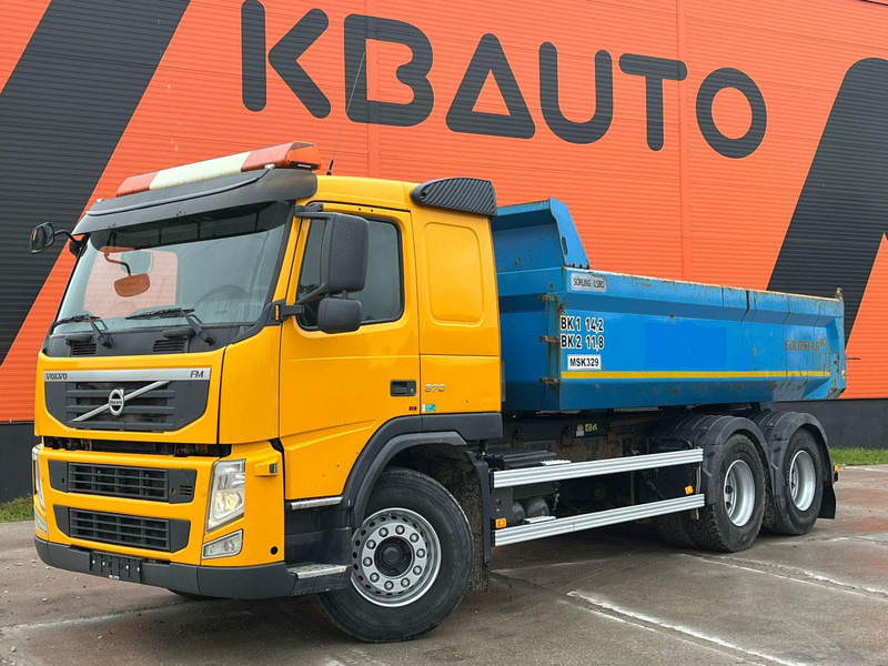 Volvo FM 370 6x2 BOX L=5128 mm - Volquete camión: foto 1 Volvo FM 370 6x2 BOX L=5128 mm - Volquete camión: foto 1
