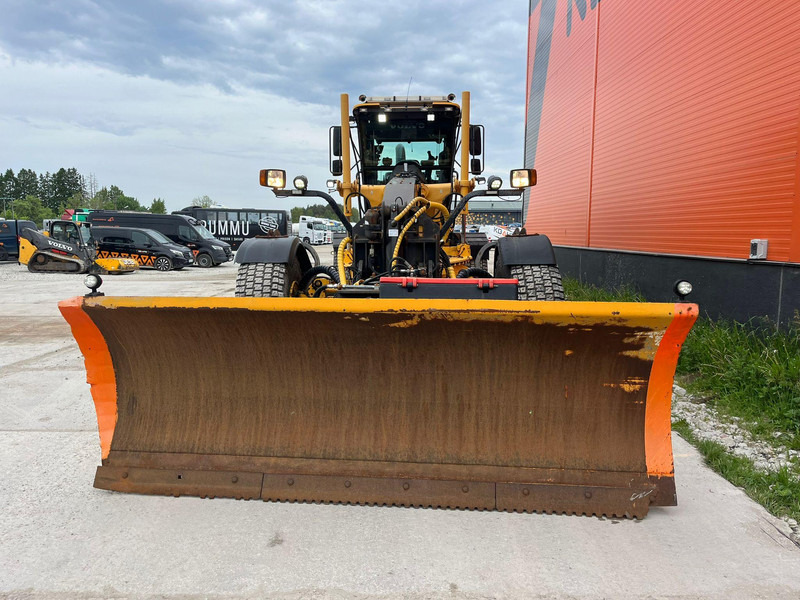 Volvo G946 LEICA 3D / AC / CENTRAL LUBRICATION / FULL REBUILD GEARBOX WITH WARRANTY / NEW CLUTCH - Grader: foto 2 Volvo G946 LEICA 3D / AC / CENTRAL LUBRICATION / FULL REBUILD GEARBOX WITH WARRANTY / NEW CLUTCH - Grader: foto 2