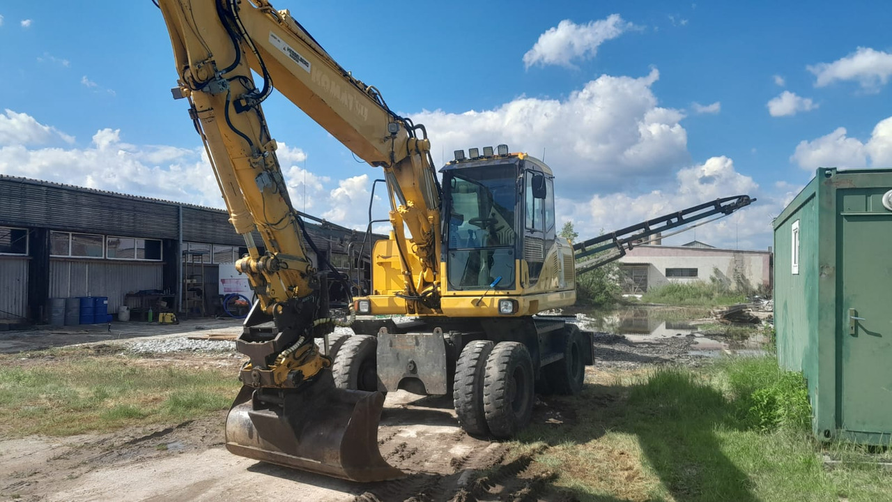 KOMATSU PW 140-7 - Excavadora de ruedas: foto 2 KOMATSU PW 140-7 - Excavadora de ruedas: foto 2