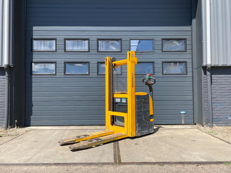 Jungheinrich EJC12 - Apilador: foto 3 Jungheinrich EJC12 - Apilador: foto 3