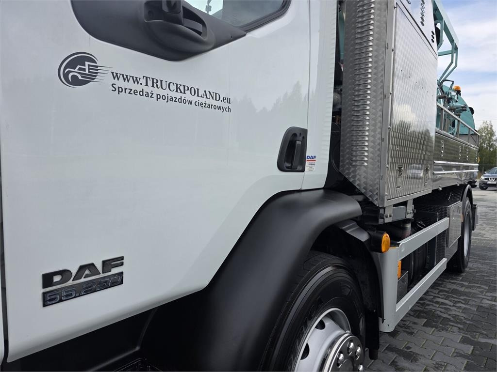 Leasing financiero de DAF WUKO JUROP KOMBI FOR SEWAGE CLEANING  leasing DAF WUKO JUROP KOMBI FOR SEWAGE CLEANING: foto 9