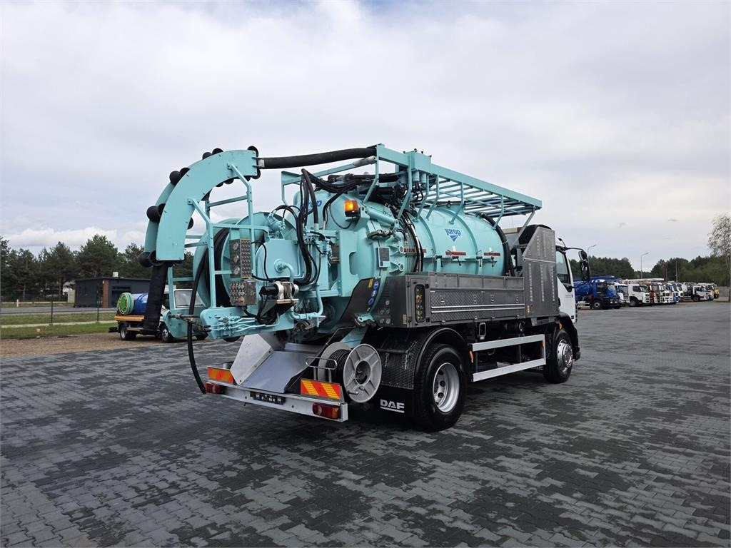 Leasing financiero de DAF WUKO JUROP KOMBI FOR SEWAGE CLEANING  leasing DAF WUKO JUROP KOMBI FOR SEWAGE CLEANING: foto 29