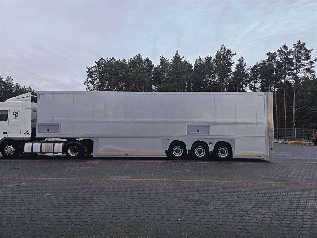 Langendorf DOUBLE LOADING FOR MOTOR COSMETICS Flexliner Inloa - Frigorífico semirremolque: foto 3 Langendorf DOUBLE LOADING FOR MOTOR COSMETICS Flexliner Inloa - Frigorífico semirremolque: foto 3