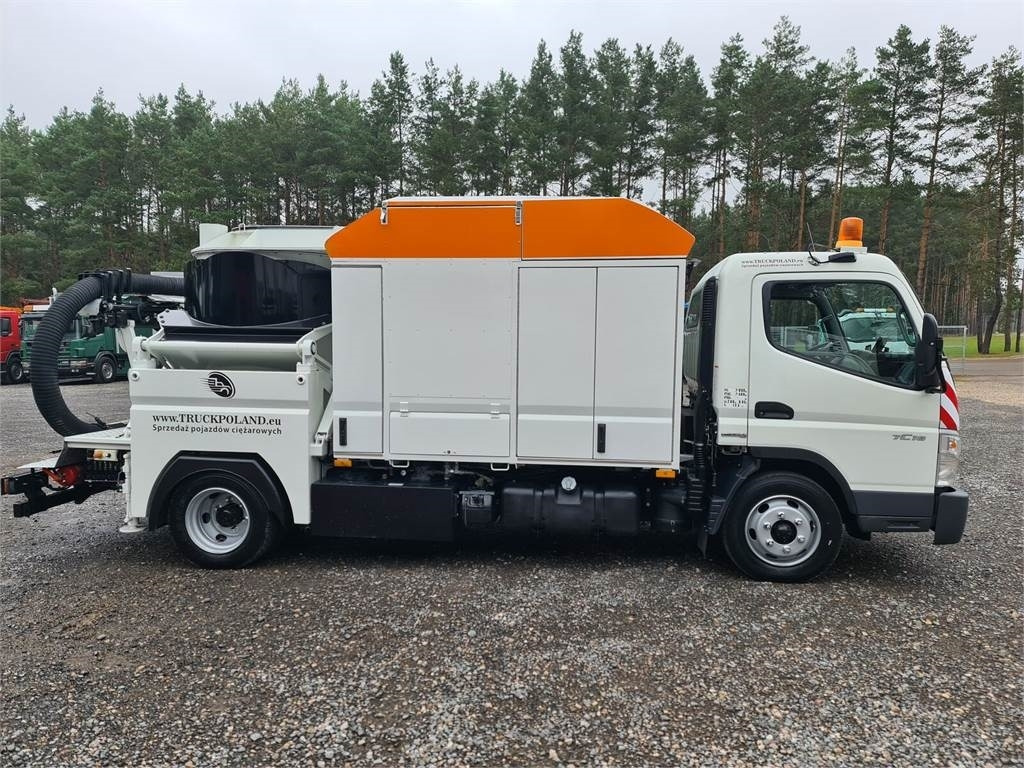 Mitsubishi CANTER odkurzacz koparka ssąca Saugbagger CITY SAU - Limpieza de alcantarillado: foto 3 Mitsubishi CANTER odkurzacz koparka ssąca Saugbagger CITY SAU - Limpieza de alcantarillado: foto 3