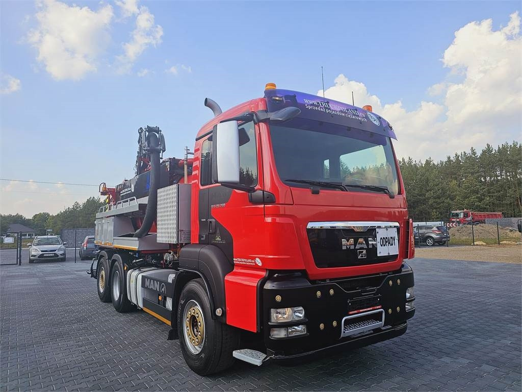 MAN WUKO LARSEN - Otros: foto 2 MAN WUKO LARSEN - Otros: foto 2