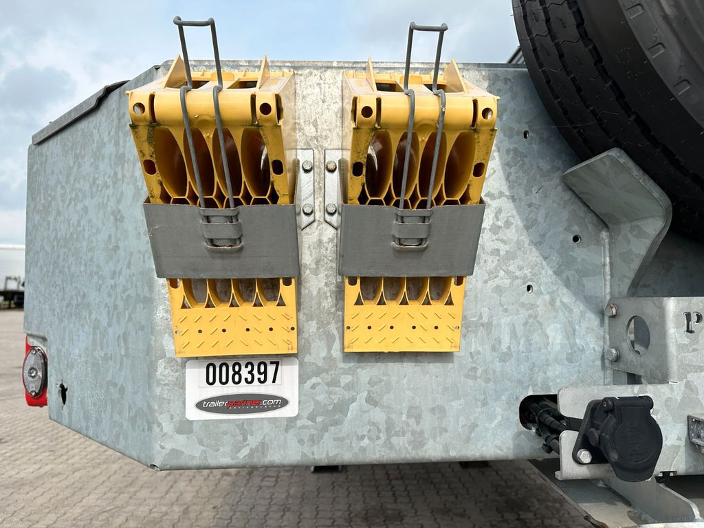 Faymonville Maxtrailer MAX 100 tieflader / ausziehbar Faymonville Maxtrailer MAX 100 tieflader / ausziehbar - Góndola rebajadas semirremolque: foto 3 Faymonville Maxtrailer MAX 100 tieflader / ausziehbar Faymonville Maxtrailer MAX 100 tieflader / ausziehbar - Góndola rebajadas semirremolque: foto 3