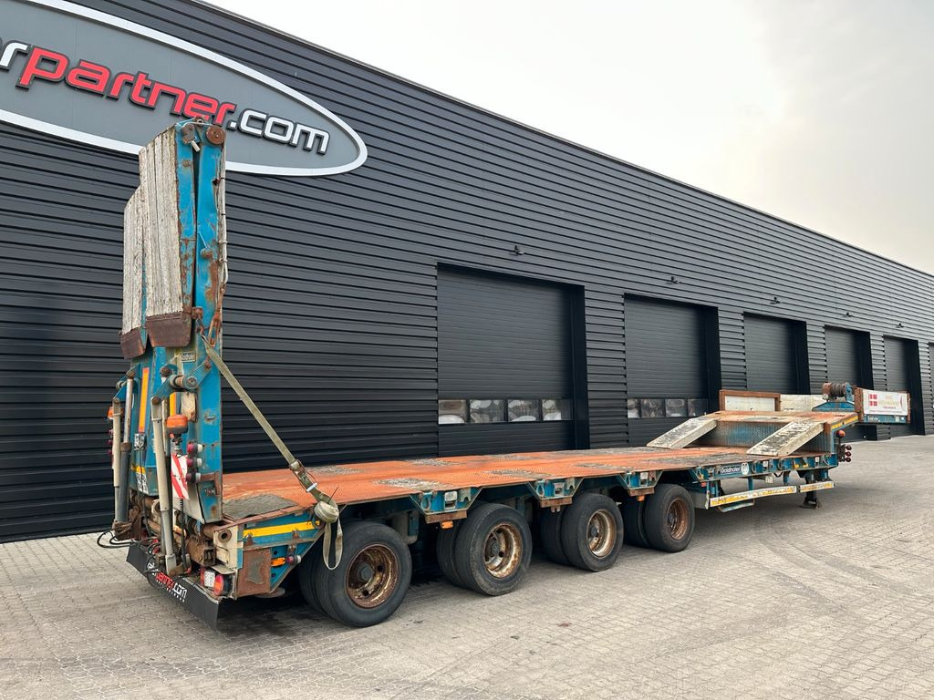 Goldhofer 4 achs tieflader / ausziehbar Goldhofer 4 achs tieflader / ausziehbar - Góndola rebajadas semirremolque: foto 2 Goldhofer 4 achs tieflader / ausziehbar Goldhofer 4 achs tieflader / ausziehbar - Góndola rebajadas semirremolque: foto 2