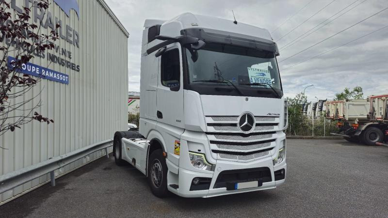Mercedes Actros 1851 - Cabeza tractora: foto 4 Mercedes Actros 1851 - Cabeza tractora: foto 4