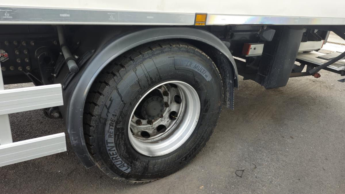 Renault D WIDE - Frigorífico camión: foto 3 Renault D WIDE - Frigorífico camión: foto 3