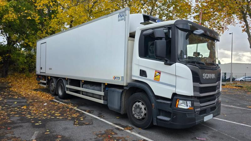 Scania P 320 - Frigorífico camión: foto 1 Scania P 320 - Frigorífico camión: foto 1