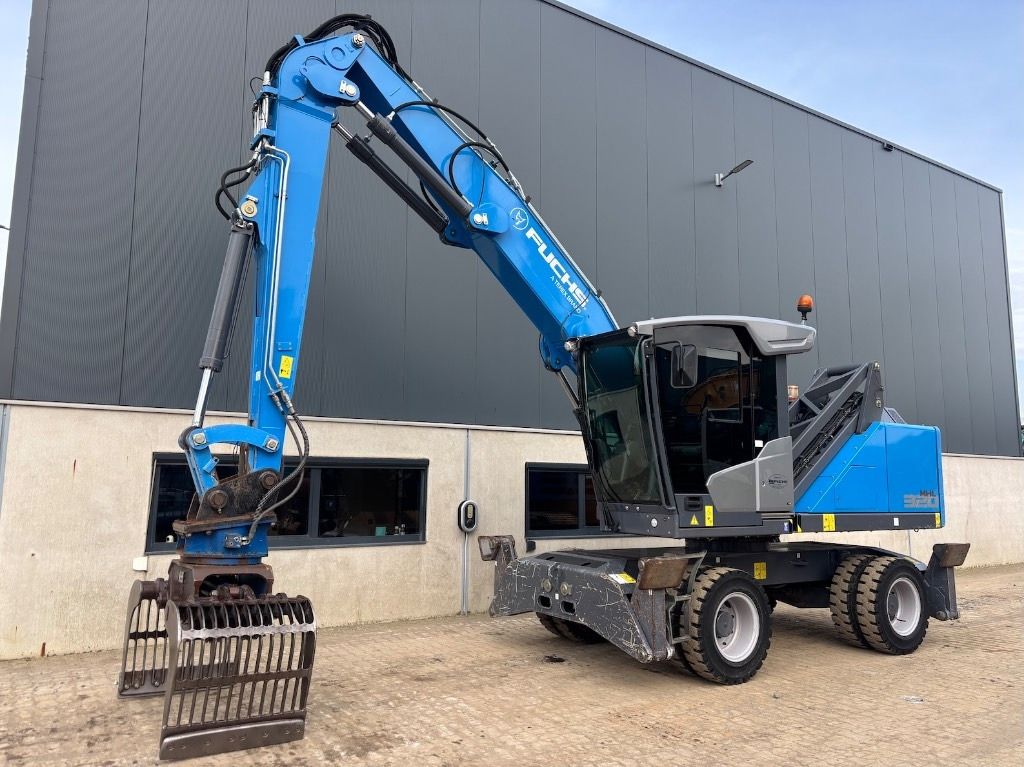 Fuchs MHL 320 F - MHL320 - MHL320F - Manipulador de materiales: foto 3 Fuchs MHL 320 F - MHL320 - MHL320F - Manipulador de materiales: foto 3