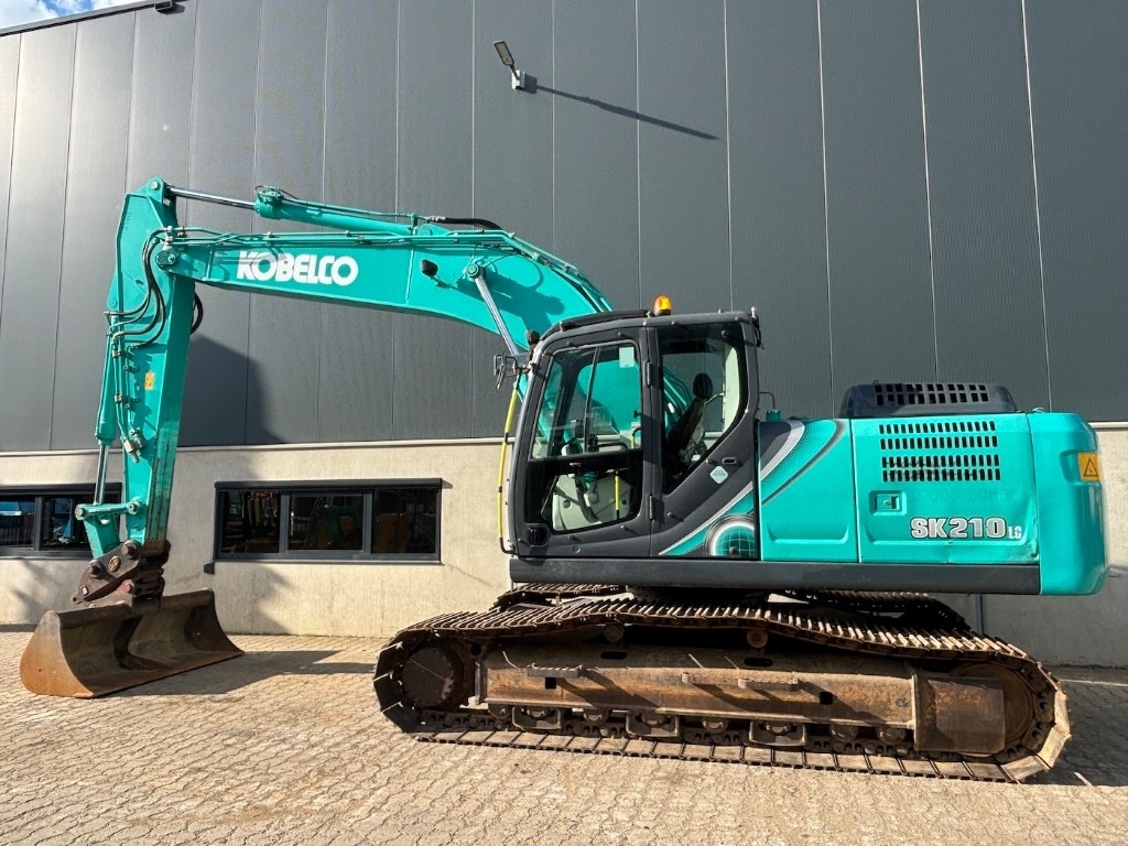 Kobelco SK 210 LC-10 - SK210 - SK210LC-10 - Excavadora de cadenas: foto 2 Kobelco SK 210 LC-10 - SK210 - SK210LC-10 - Excavadora de cadenas: foto 2