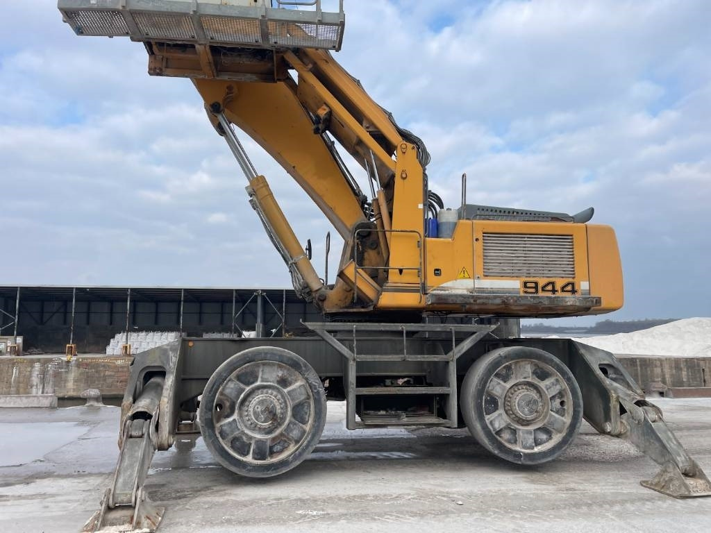 Liebherr A 944 C HD - Manipulador de materiales: foto 3 Liebherr A 944 C HD - Manipulador de materiales: foto 3