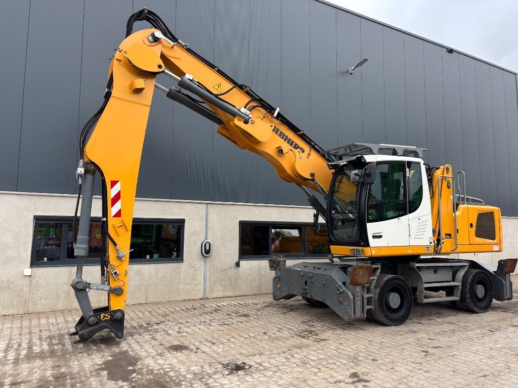 Liebherr LH 24 M - LH 24 - LH 22 / LH 26 - Manipulador de materiales: foto 4 Liebherr LH 24 M - LH 24 - LH 22 / LH 26 - Manipulador de materiales: foto 4
